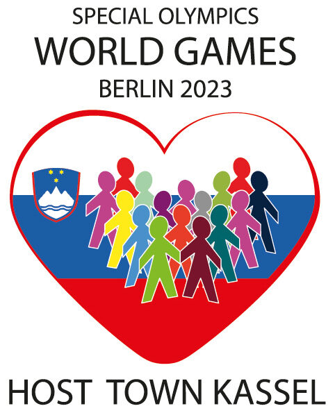 Gastgeber von Herzen: So begrüßt die Stadt Kassel die Athletinnen und Athleten aus Slowenien, die sich in Kassel auf die World Games in Berlin vorbereiten.