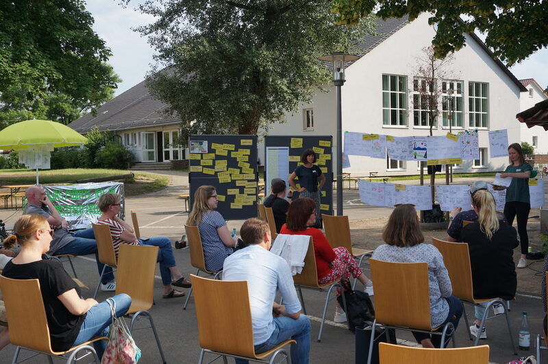 Open Air Workshop auf einem Schulhof