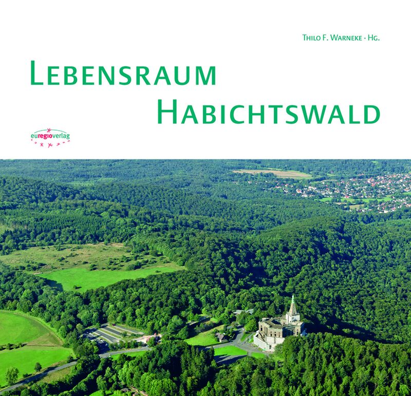 Buchcover mit Habichtswald von oben