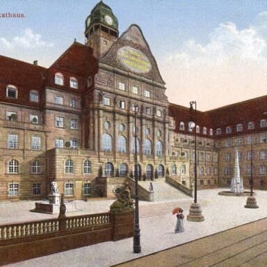 Das Rathaus auf einer alten Postkarte (vor 1926)