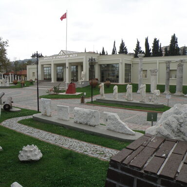 Geologisches und völkerkundliches Museum in Izmit