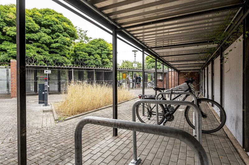 Fahrradschließanlage am Bahnhof Wilhelmshöhe eröffnet