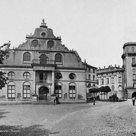 Ottoneum, rechts Museum Fridericianum mit Zwehrenturm, 1920er Jahre