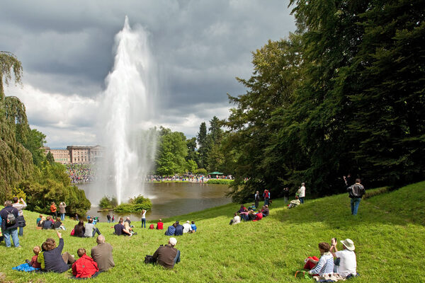 Der krönende Abschluss der Wasserspiele ist die Fontäne vor Schloss Wilhelmshöhe