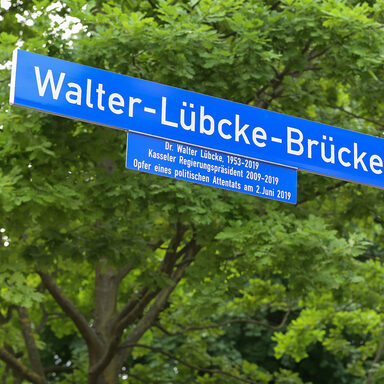 Feierstunde Umbenennung Walter Lübcke Brücke